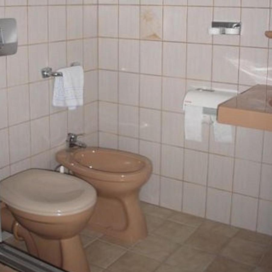Hotel Restaurant Schmidter Bauernstube Нідеґґен Номер фото